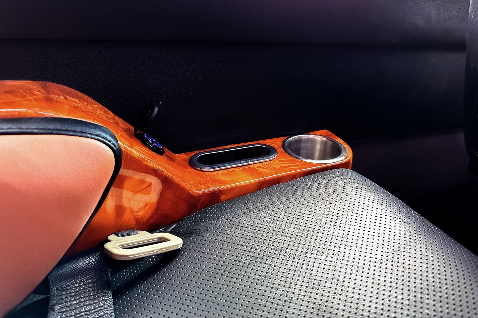 Limousine Sài Gòn ⇔ Vũng Tàu, Hồ Tràm